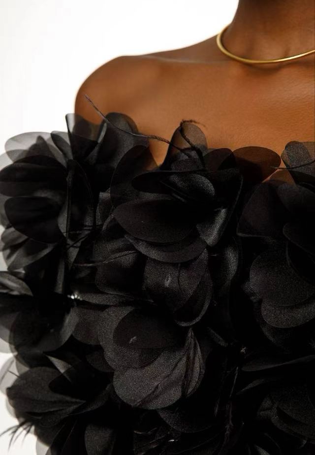Rosette Bloom Strapless Top